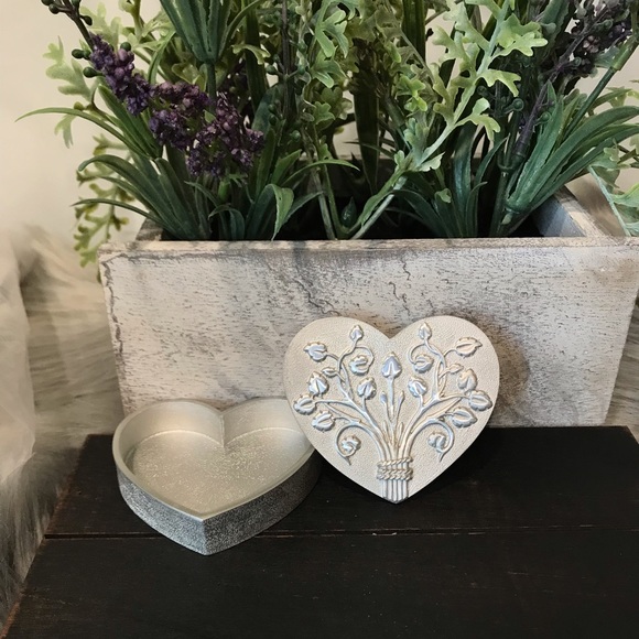 🆕 Vilmain Pewter Trinket/Treasure box Briar Rose - Picture 4 of 5